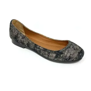 Frye Carson Flats