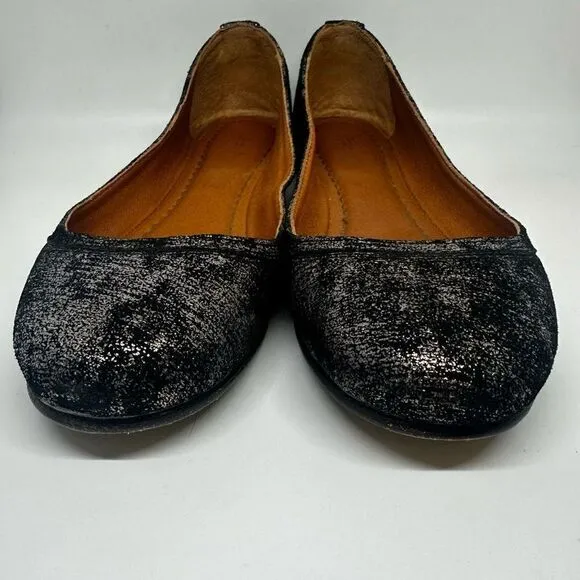 Frye Carson Flats