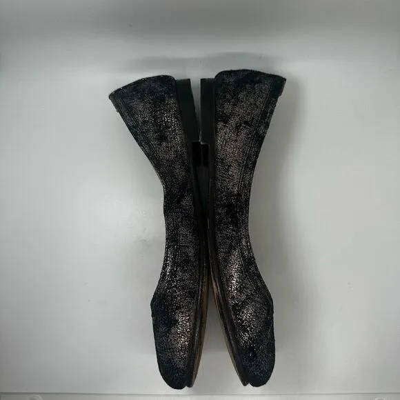 Frye Carson Flats
