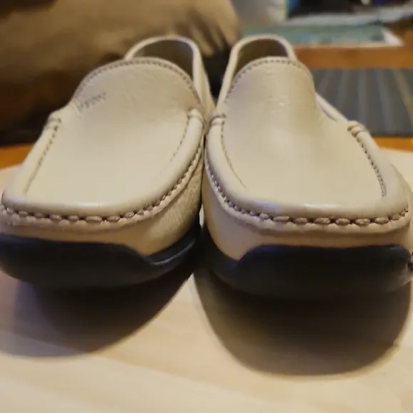 Geox Women's Respira Leather Loafers Size 38.5 (US 8.5)