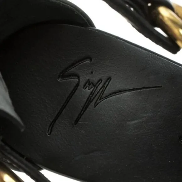 Giuseppe Zanotti Gold Chain Leather flat sandals