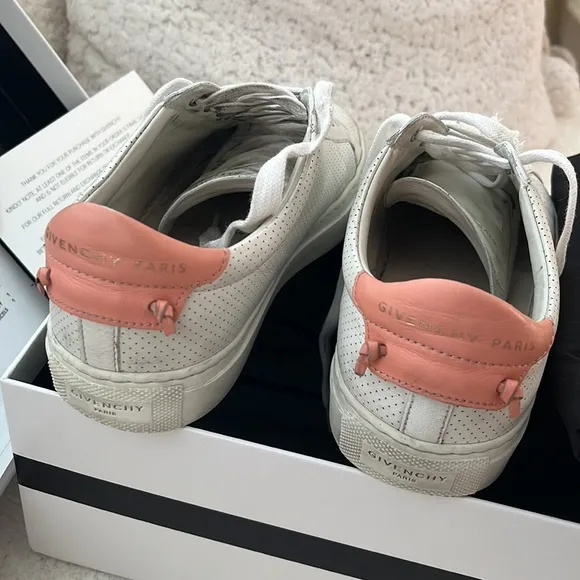 GIVENCHY  Calfskin Perforated Womens Urban Street Sneakers Size 37/7 White Pink