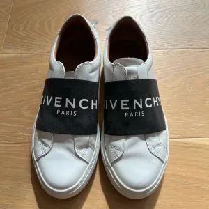 Givenchy White Sneakers with Black Strap