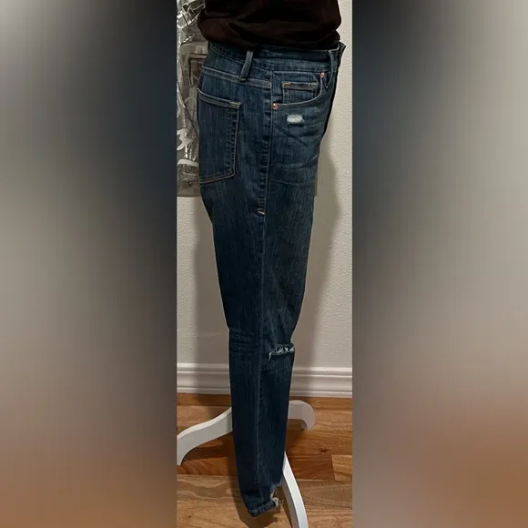 Good American- Good Waist- Distressed Jeans- Size 6/28