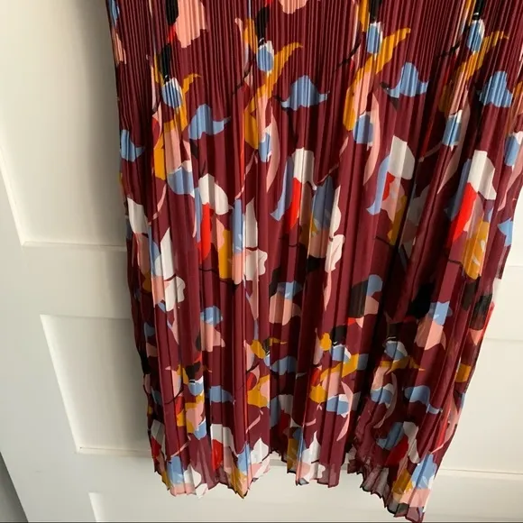 HALOGEN | NWT Burgundy Spots Pleated Sleeveless Shift Dress sz Small Petite
