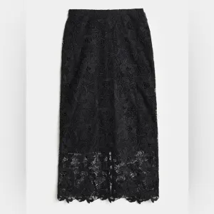 H&amp;M black lace midi skirt, it’s black lining