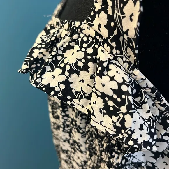 Heartloom Black and White Floral Grant Midi Dress Size Large