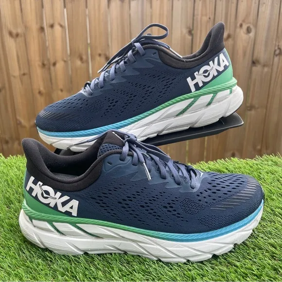 HOKA ONE ONE Mens Clifton 7 men’s size 8.5 Blue
