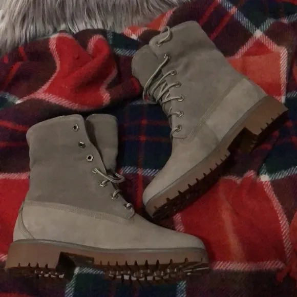🎉HP🎉New In Box-Timberland”Jayne”Fleece/Fold/Down Nubuck Boots-Brown-7.5 Wmns
