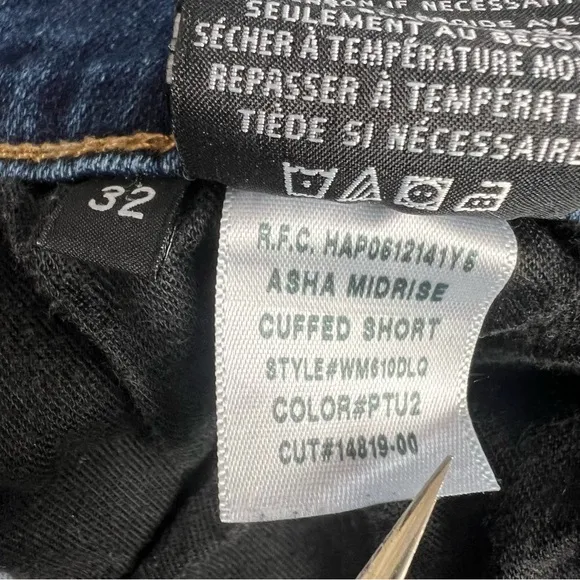 Hudson Asha Mid-Rise Cuffed Denim Shorts, Size 32, Medium Wash