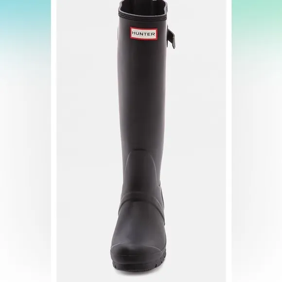 Hunter • Black Wellington Rain Boots