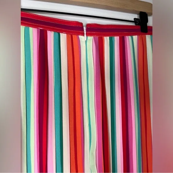 J Crew - Sunburst pleated skirt in watermelon stripe - Size 6
