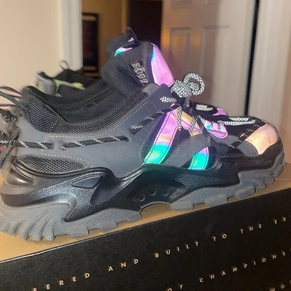 Javi Dominance Triple Black Iridescent Men’s Size  8.5