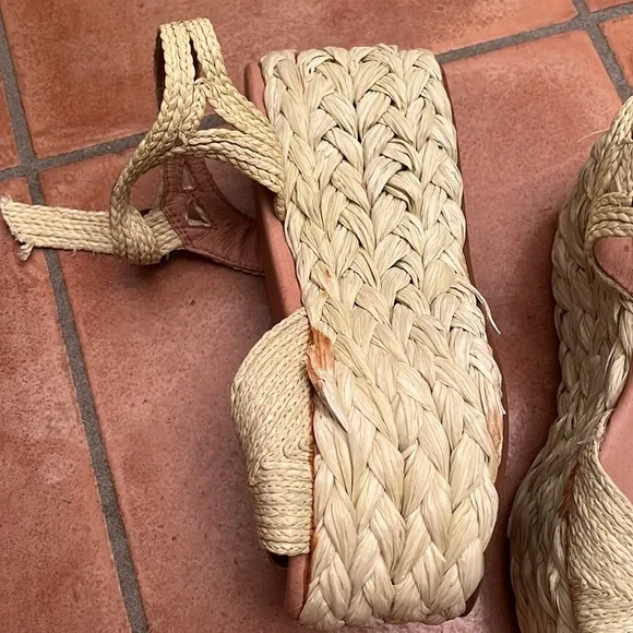 Jeffrey Campbell Straw Espadrilles Sz 39