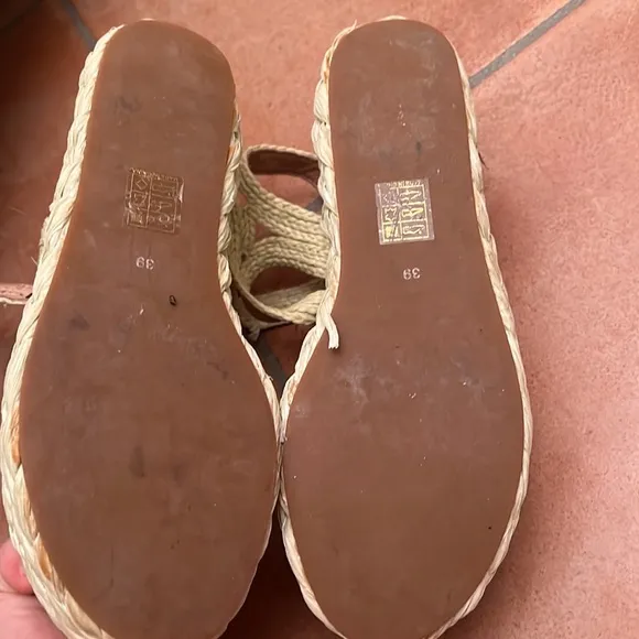 Jeffrey Campbell Straw Espadrilles Sz 39