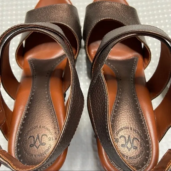 JOHNSTON &amp; MURPHY - Metallic Bronze Platform Heels