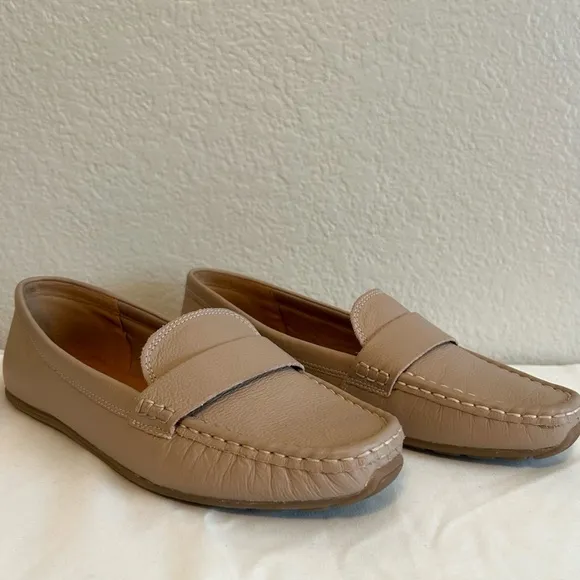 Joie Women’s Soft Leather Neutral Vintage Inspired Slip-on Loafers, Size 9