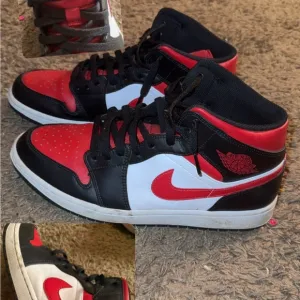 Jordan 1 fire red men’s 11