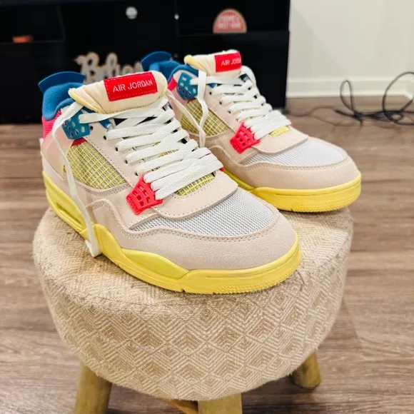 JORDAN 4 UNION GAUVE