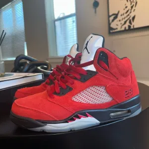 Jordan 5 retro toro