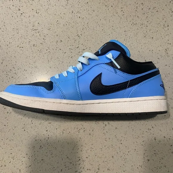 Jordan Blue and Black Sneakers Classic Silhouette