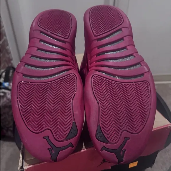 Jordan Retro 12 Gym Red Size 9