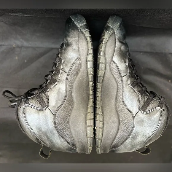 Jordan Retro NYC 10 Sneakers