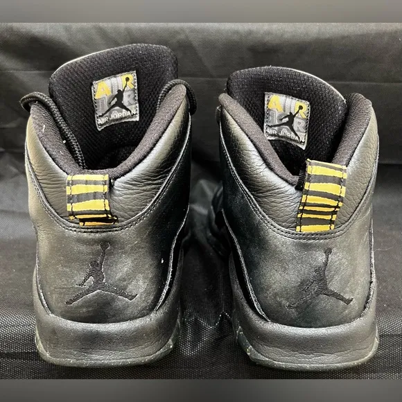 Jordan Retro NYC 10 Sneakers
