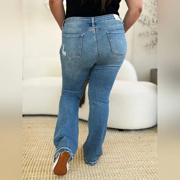 Just In!! Judy Blue Full Size Mid Rise Destroyed Hem Distressed Jeans