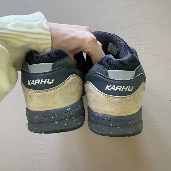KARHU LEGACY 96 Sneakers