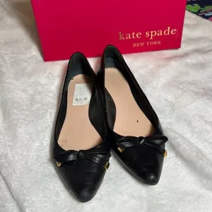Kate Spade Pointed Flats Black size 8.5 - Comes with box!