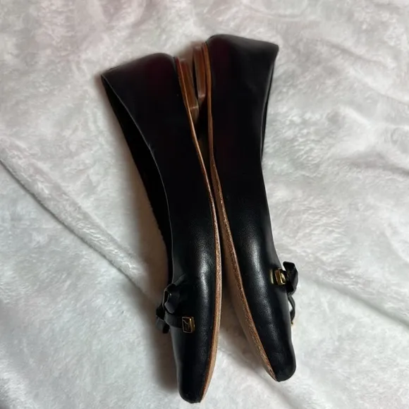 Kate Spade Pointed Flats Black size 8.5 - Comes with box!