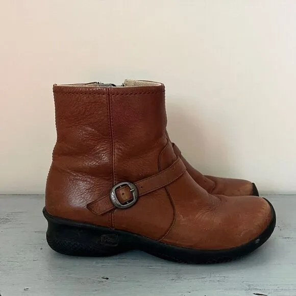 Keen Leather Bern Baby Zipper Ankle Boots | Size 7
