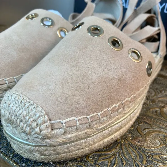 Kendall &amp; Kylie Espadrilles beige size 10 Ariela wrap ankle