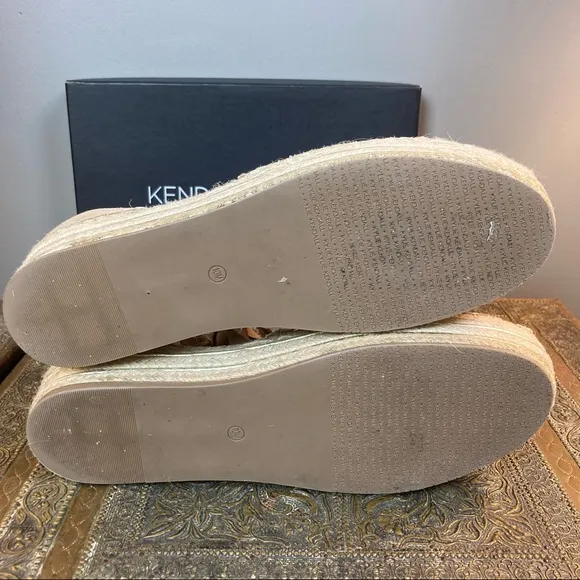 Kendall &amp; Kylie Espadrilles beige size 10 Ariela wrap ankle