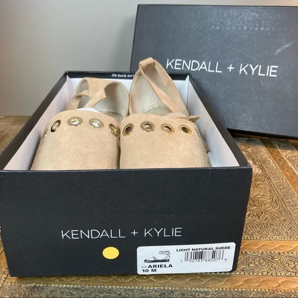Kendall &amp; Kylie Espadrilles beige size 10 Ariela wrap ankle