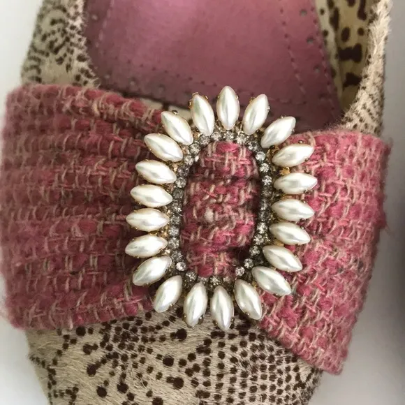 Kenzie Brooch Flats