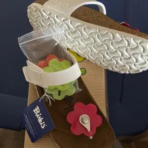 Kids Sandals - White and Pink