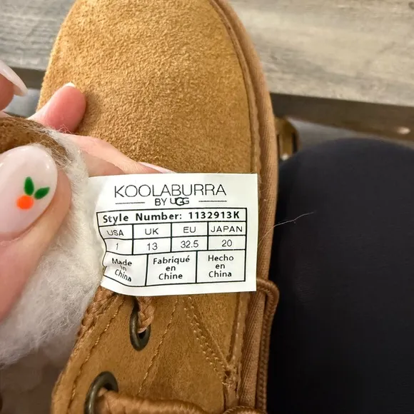 Koolaburra by UGG Boys Camel Fleece lined Boots Size 1