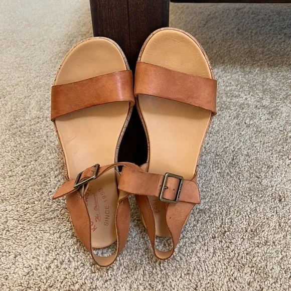 Kork ease 7M sandals with ankle strap .