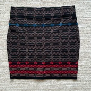 Krimson Klover Merino Wool Mini Sweater Skirt Black Brown Red Size Small