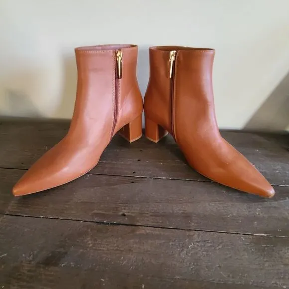 L'AGENCE Women's Jeanne II Pointed Toe Bootie in Luggage Brown New Size 39