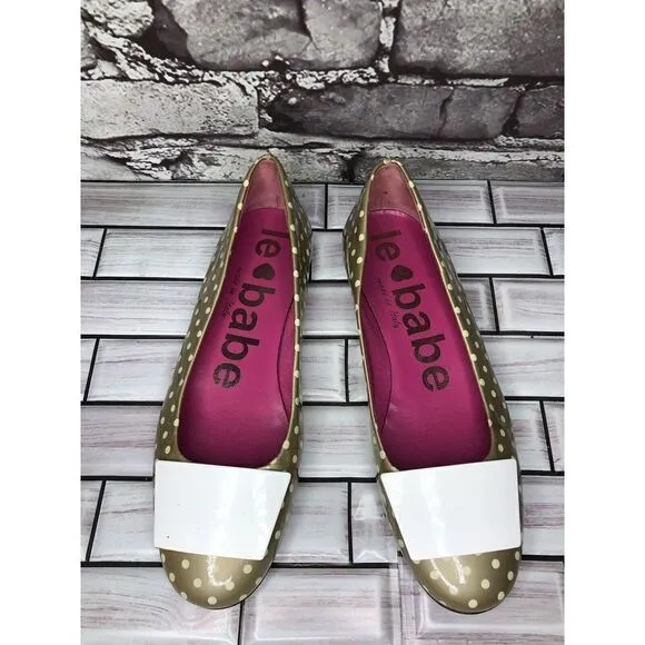 Le babe Taupe Patent Leather Polka Dot Bow Ballet Flats Shoes Women Sz 36.5EU/6M