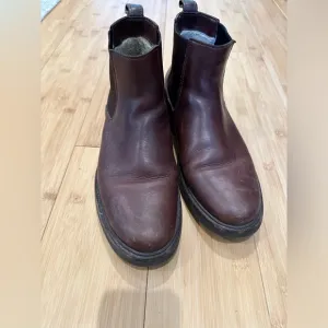 Leather fleece lined boots APC size 43