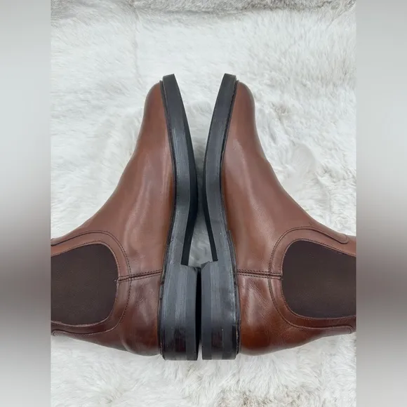 Like NEW Allen Edmonds Dawson Chelsea Boots Men’s 11D Brown leather