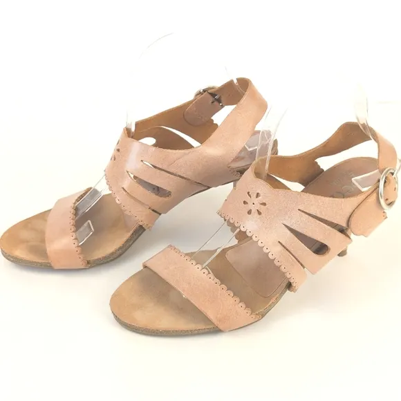 LIKE NEW Pedro Garcia Winona Leather Cutout Sandal Pink Size US 9 (39)