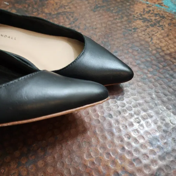 Loeffler Randall Milla Scallop Flat in Black
