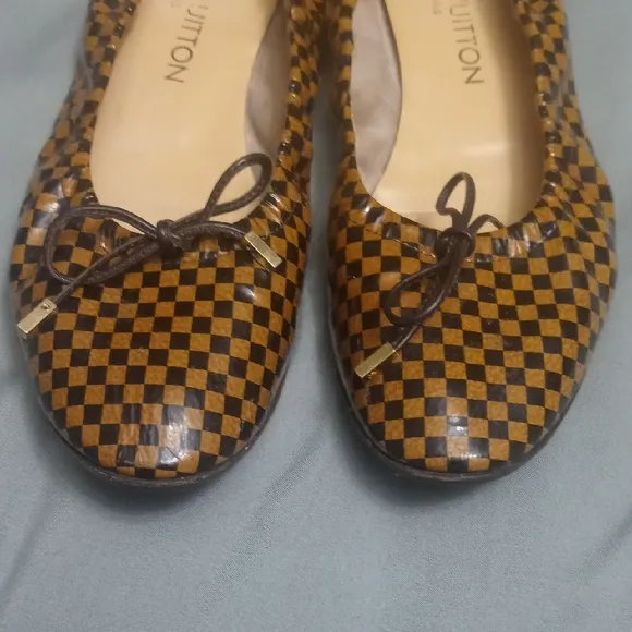 Louis Vuitton Brown Demere Ebene Flats