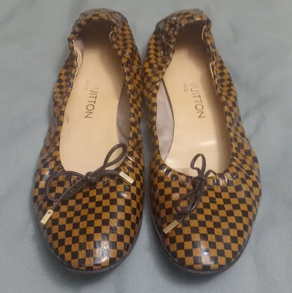 Louis Vuitton Brown Demere Ebene Flats
