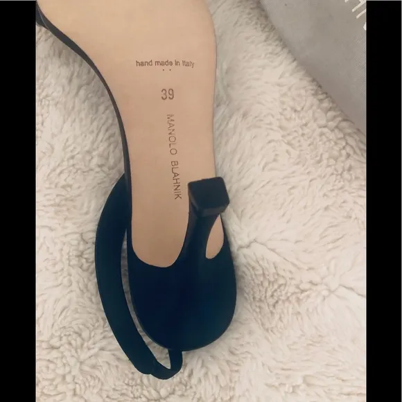Manolo Blahnik sandals NWT